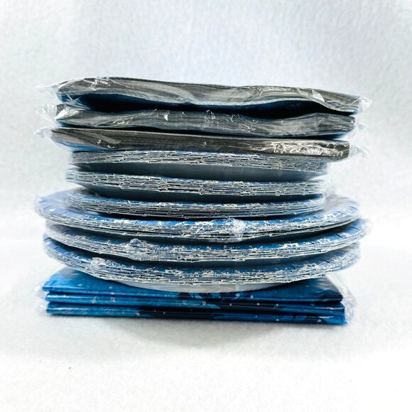 Winter Snowflake Scene Paper Plate & Napkins 10ct ea Plastic Tablecloth (3-Pack) - Picture 3 of 4